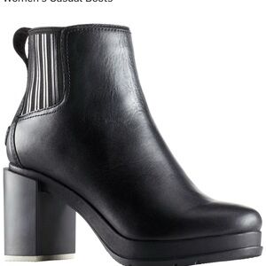 Sorel Black Ankle Boots Sleek Minimalist Design